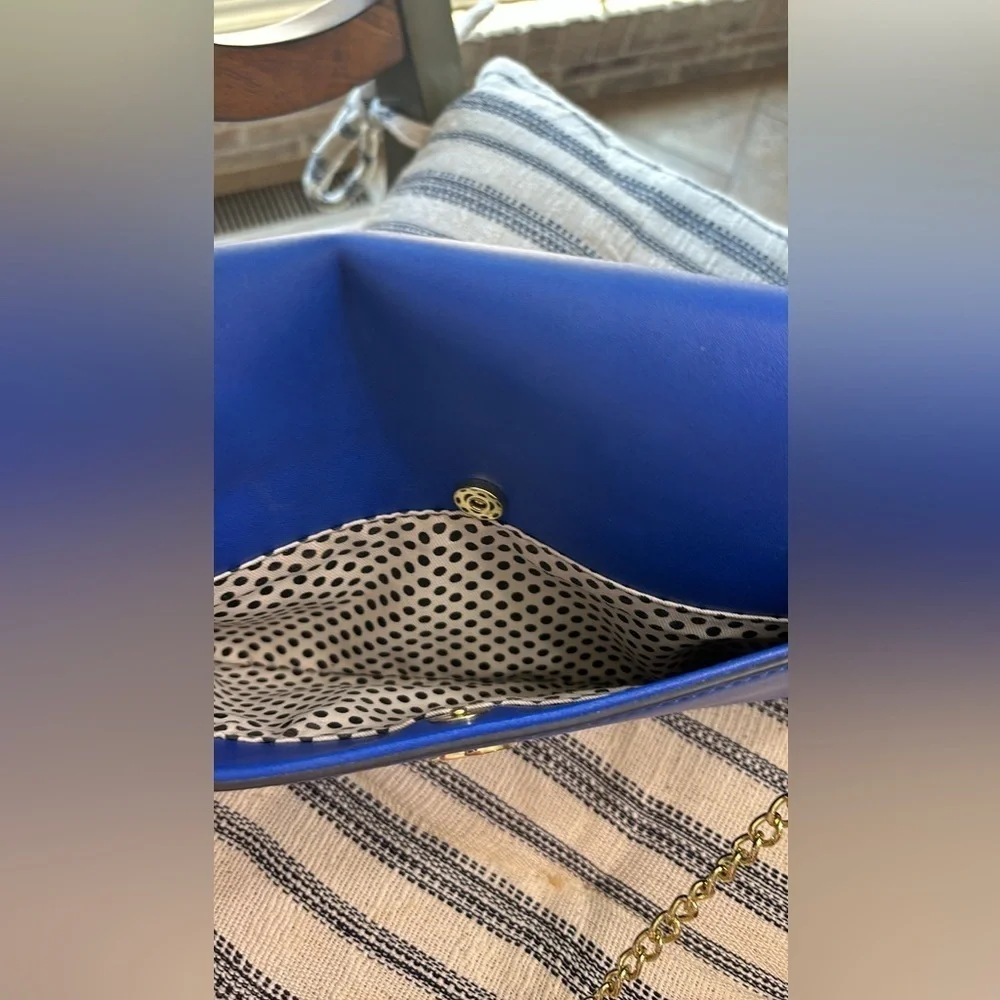 Gianni Bini Cobalt Blue Clutch. Purse | Handbag | Timeless | Vibrant | Trendy.